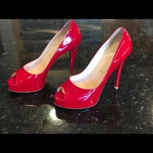 Christian Louboutin Very Prive red heels 39.5